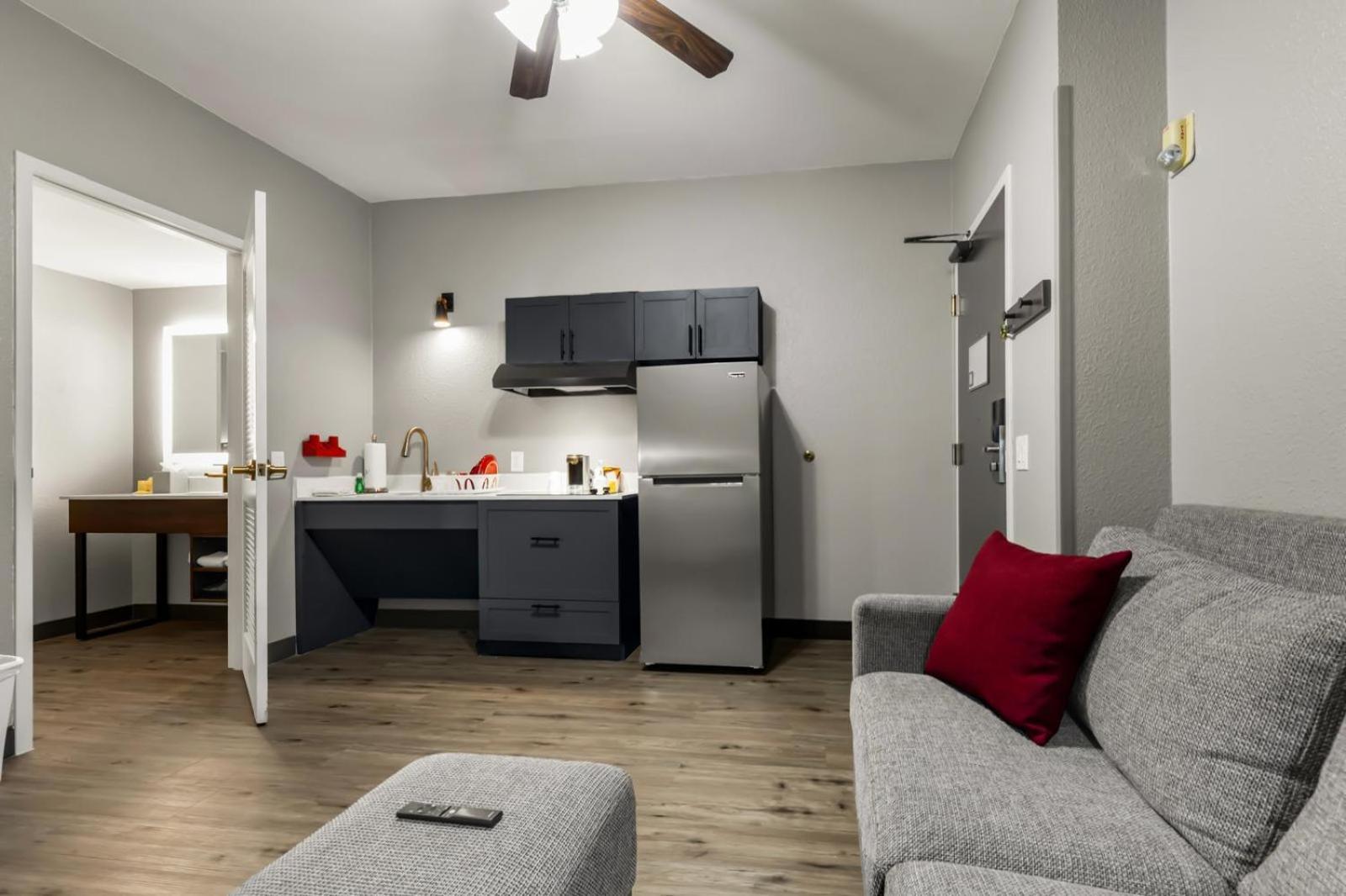 Hawthorn Extended Stay By Wyndham Κόλετζ Στέισον Εξωτερικό φωτογραφία